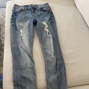 Destroyed denim Jeans